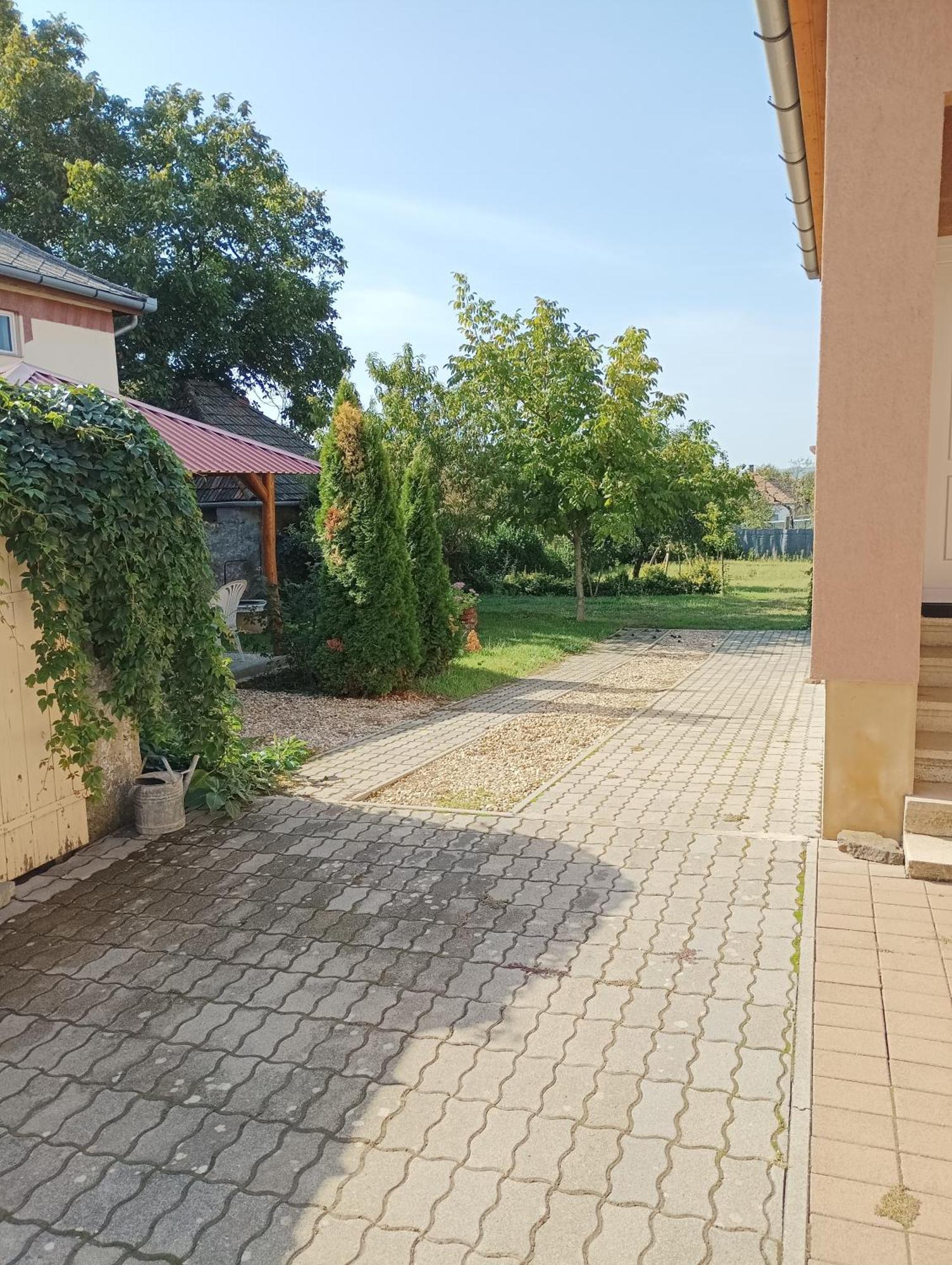 Bandi Vendeghaz Apartment Verpelet Luaran gambar